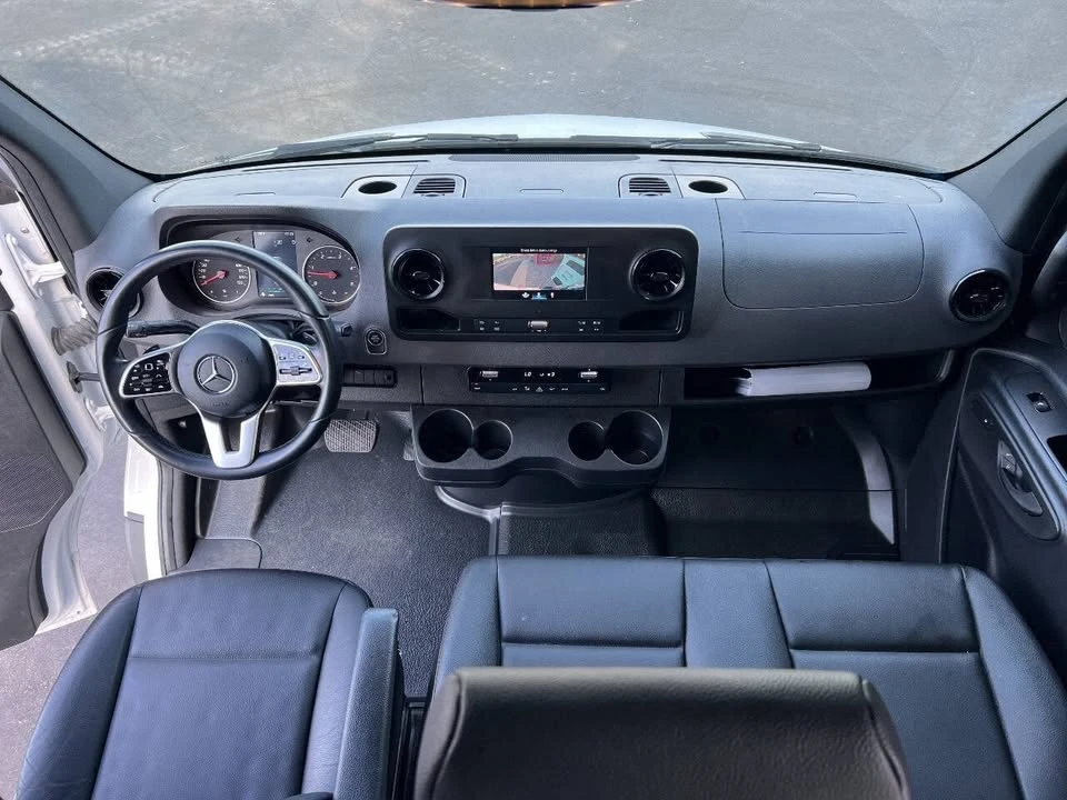 2022 Mercedes-Benz VS30 Sprinter - Image 8 of 15