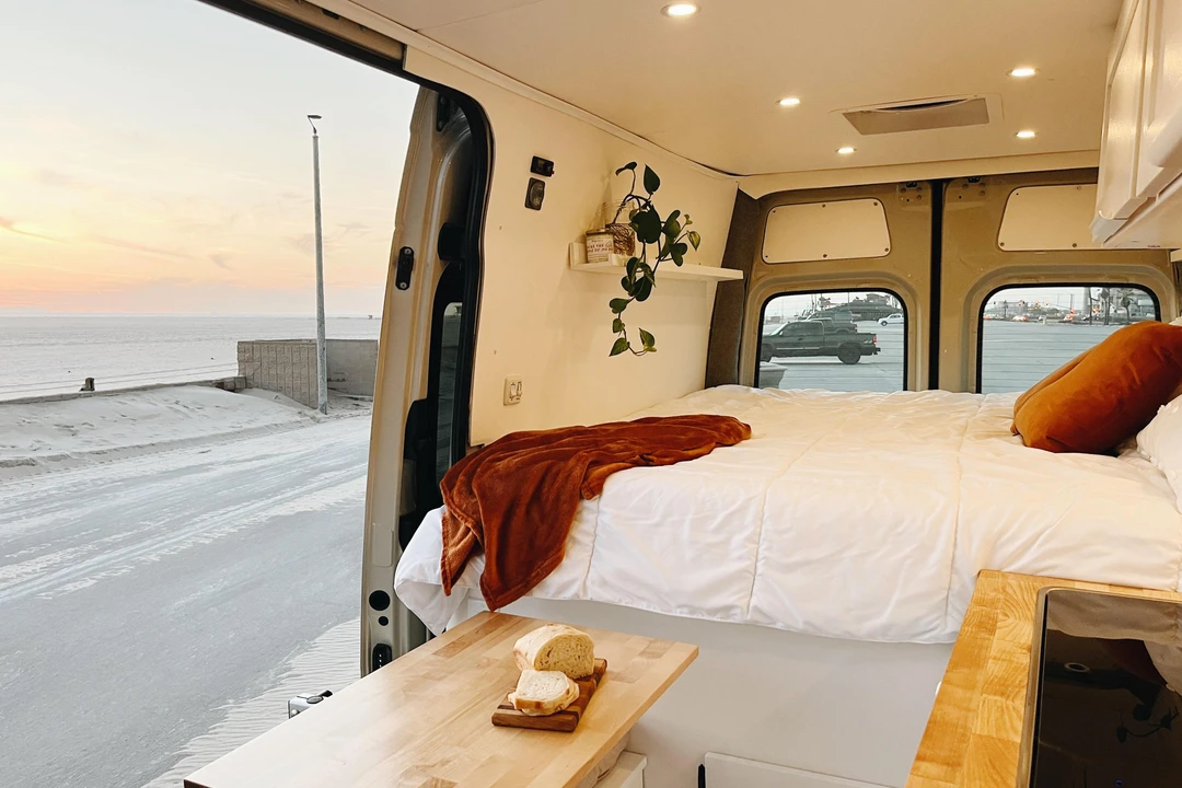 2022 Mercedes-Benz VS30 Sprinter - Image 28 of 31