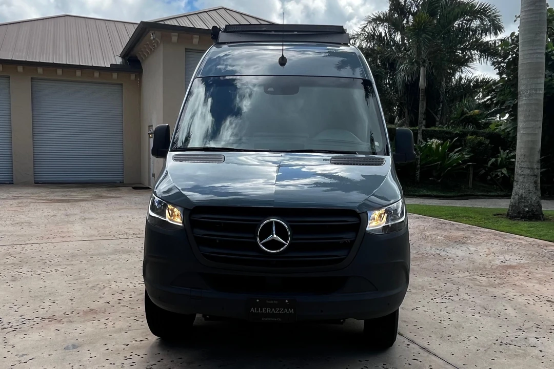 2022 Mercedes-Benz VS30 Sprinter - Image 2 of 31