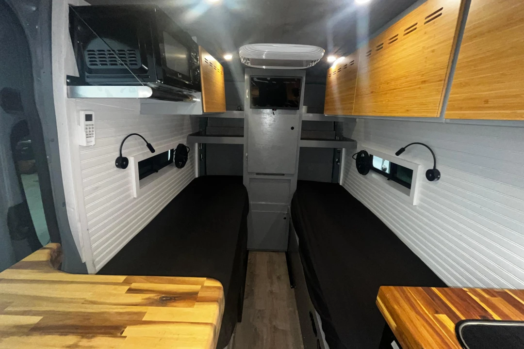 2022 Mercedes-Benz VS30 Sprinter - Image 28 of 31