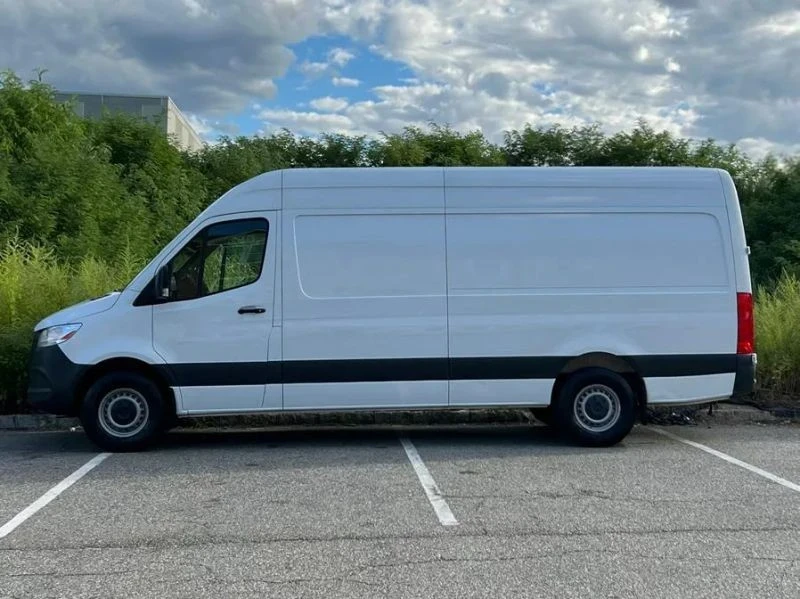 2022 Mercedes-Benz VS30 Sprinter - Image 5 of 12