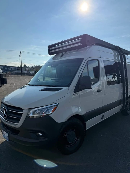 2022 Mercedes-Benz VS30 Sprinter - Image 2 of 18
