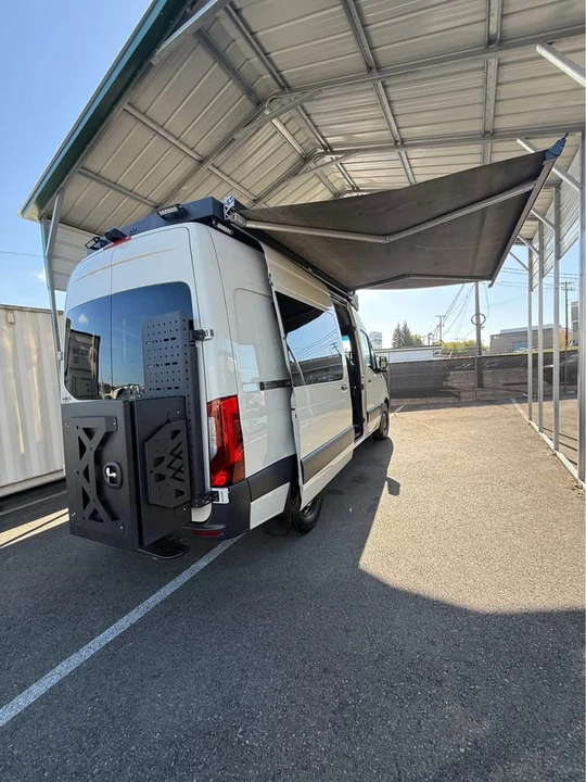 2022 Mercedes-Benz VS30 Sprinter - Image 9 of 18
