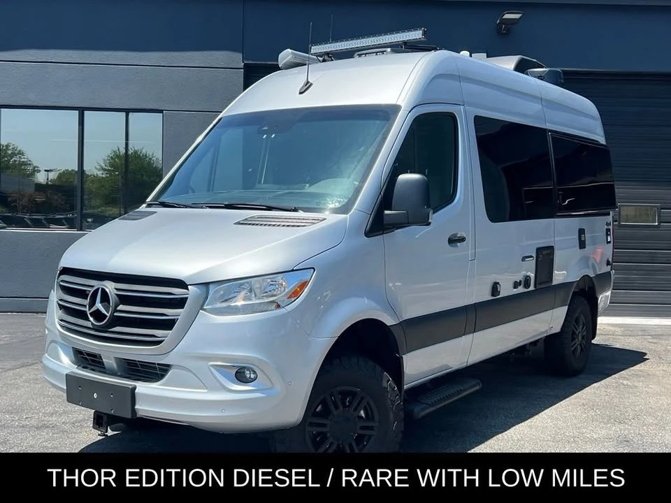 2022 Mercedes-Benz VS30 Sprinter - Image 2 of 20