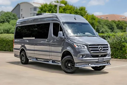 2022 Mercedes-Benz Sprinter 2500 Cargo 170 Luxury