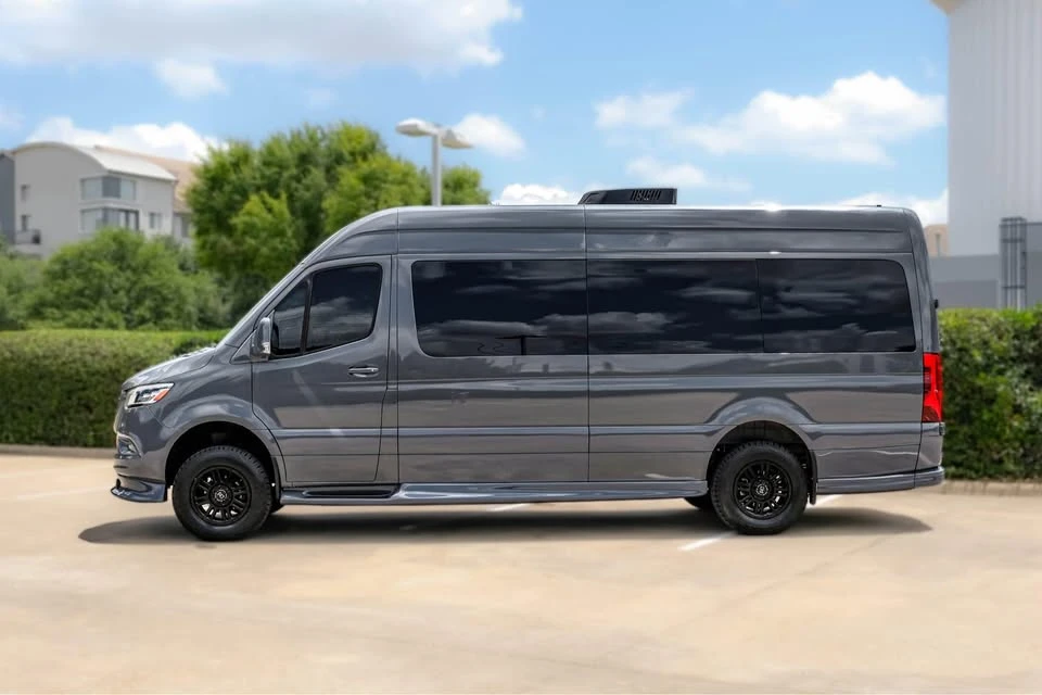 2022 Mercedes-Benz VS30 Sprinter - Image 12 of 19
