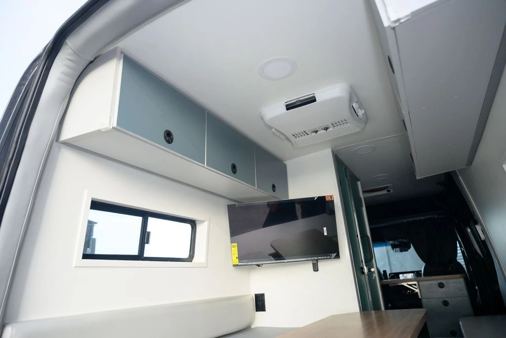2022 Mercedes-Benz VS30 Sprinter - Image 19 of 21