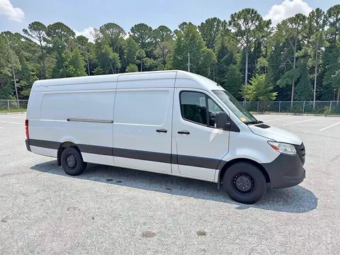 2022 Mercedes-Benz Sprinter 2500 Cargo 170 WB
