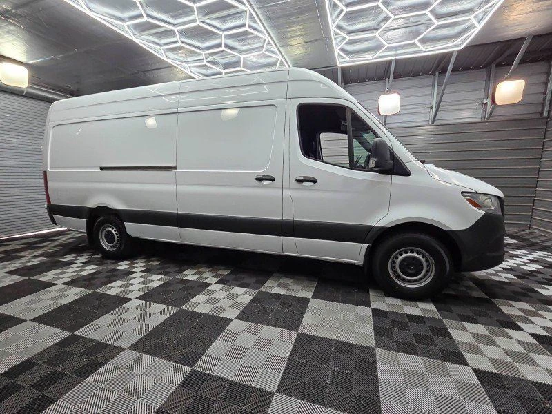 2022 Mercedes-Benz VS30 Sprinter - Image 9 of 20
