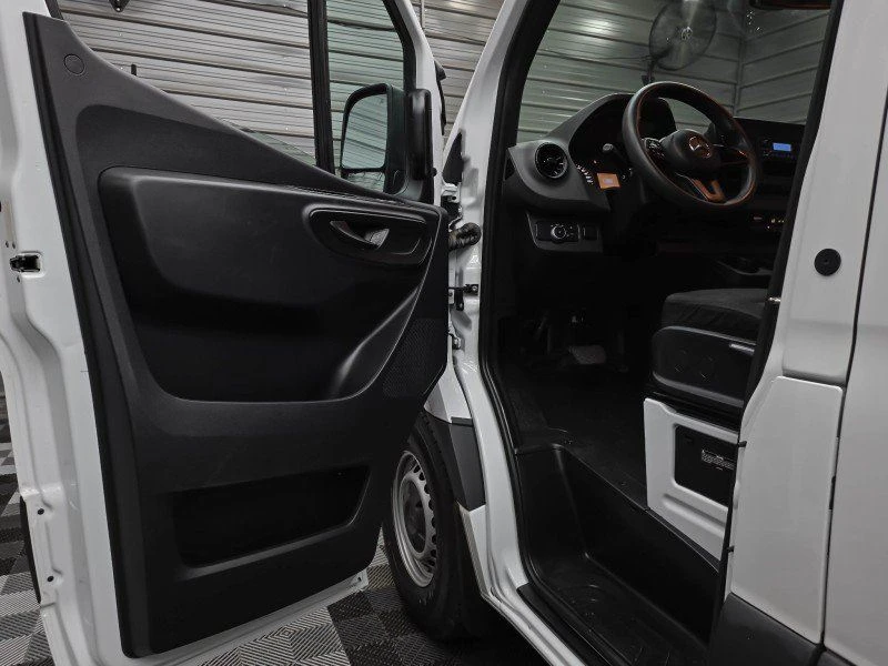 2022 Mercedes-Benz VS30 Sprinter - Image 19 of 20