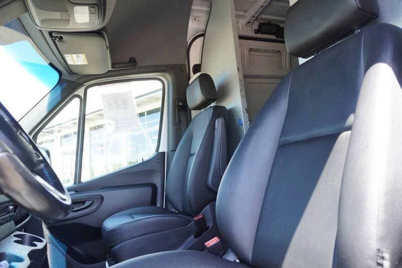 2022 Mercedes-Benz VS30 Sprinter - Image 11 of 15