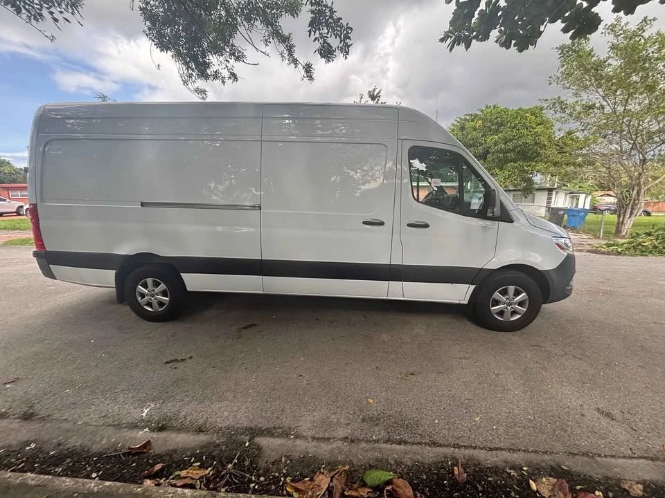 2022 Mercedes-Benz VS30 Sprinter - Image 6 of 17