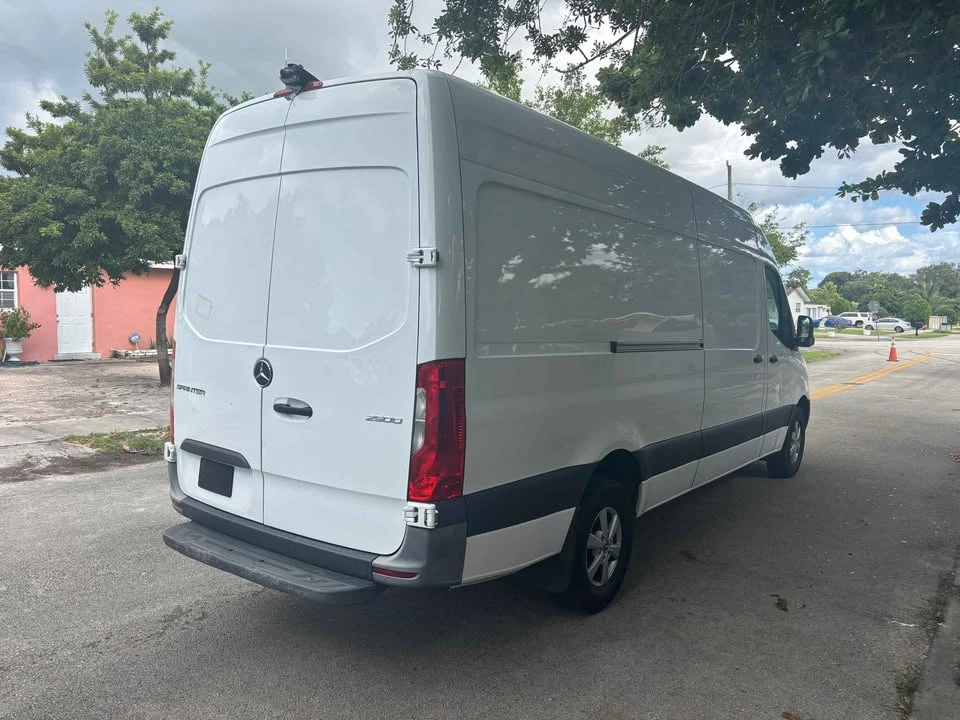 2022 Mercedes-Benz VS30 Sprinter - Image 7 of 17