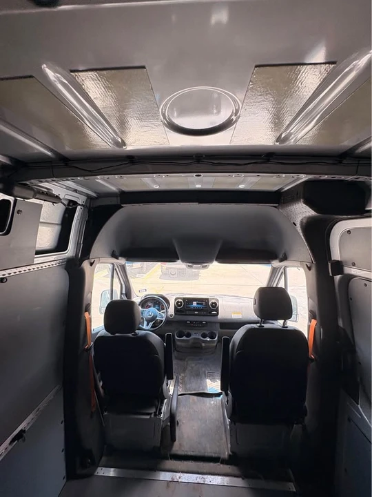 2022 Mercedes-Benz VS30 Sprinter - Image 12 of 13