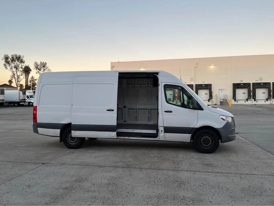 2022 Mercedes-Benz VS30 Sprinter - Image 15 of 20