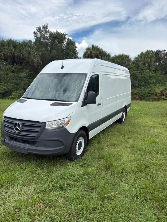 2022 Mercedes-Benz VS30 Sprinter - Image 3 of 16