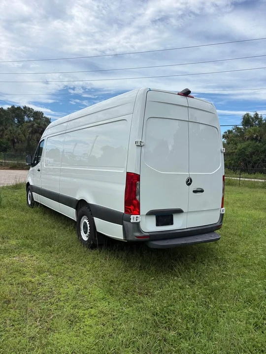 2022 Mercedes-Benz VS30 Sprinter - Image 4 of 16