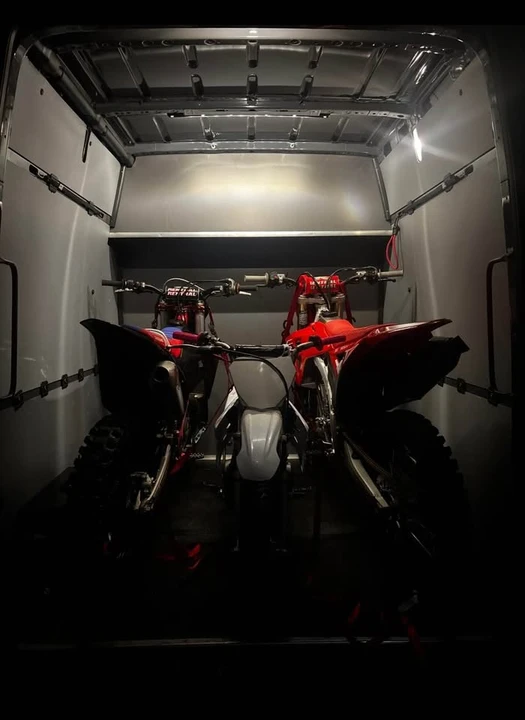 2022 Mercedes-Benz VS30 Sprinter - Image 4 of 5