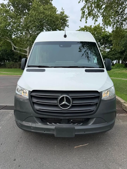 2022 Mercedes-Benz VS30 Sprinter - Image 2 of 20