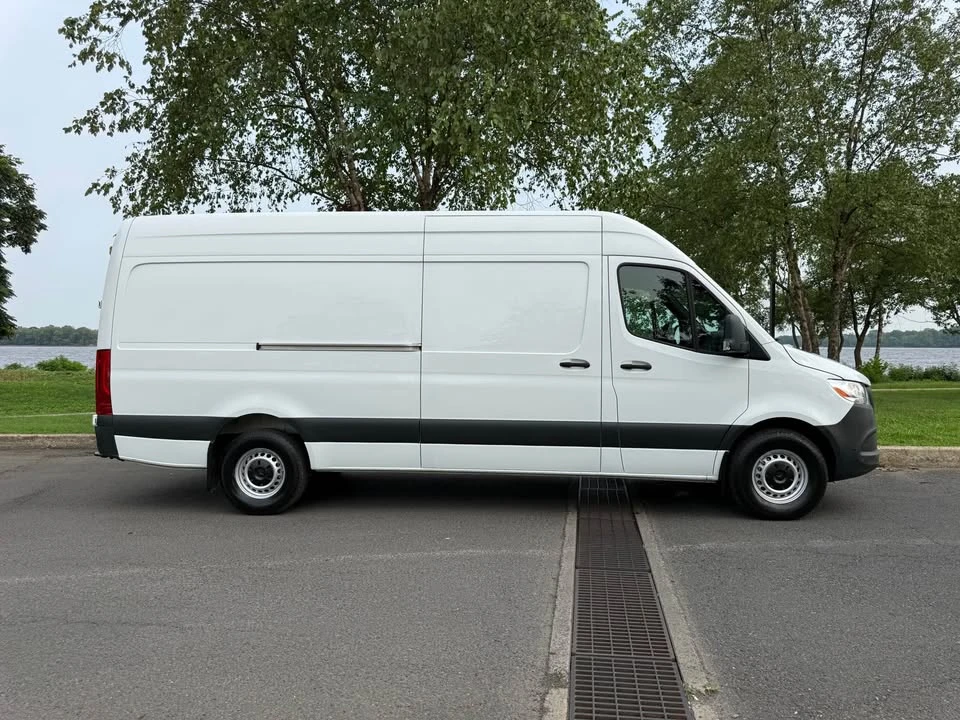 2022 Mercedes-Benz VS30 Sprinter - Image 3 of 20