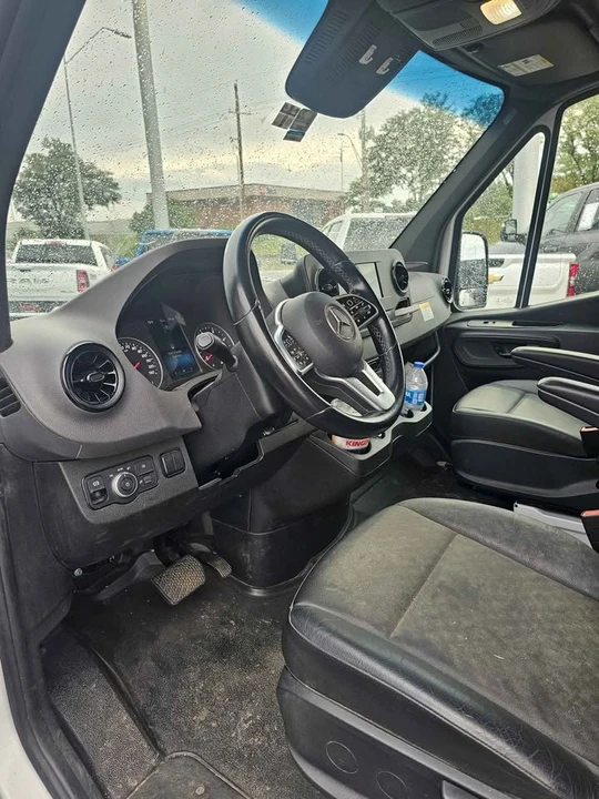 2022 Mercedes-Benz VS30 Sprinter - Image 6 of 15