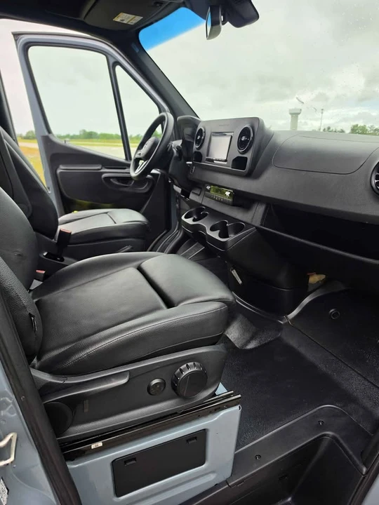 2022 Mercedes-Benz VS30 Sprinter - Image 8 of 14