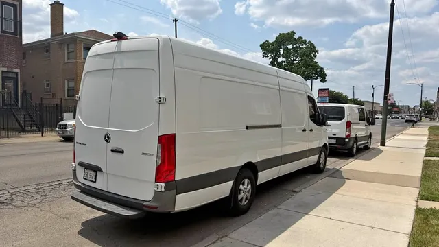 2022 Mercedes-Benz Sprinter 2500 Cargo