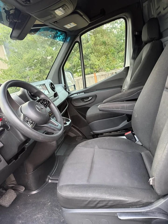 2022 Mercedes-Benz VS30 Sprinter - Image 3 of 9