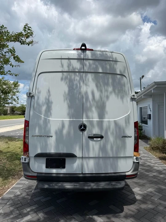 2022 Mercedes-Benz VS30 Sprinter - Image 5 of 8