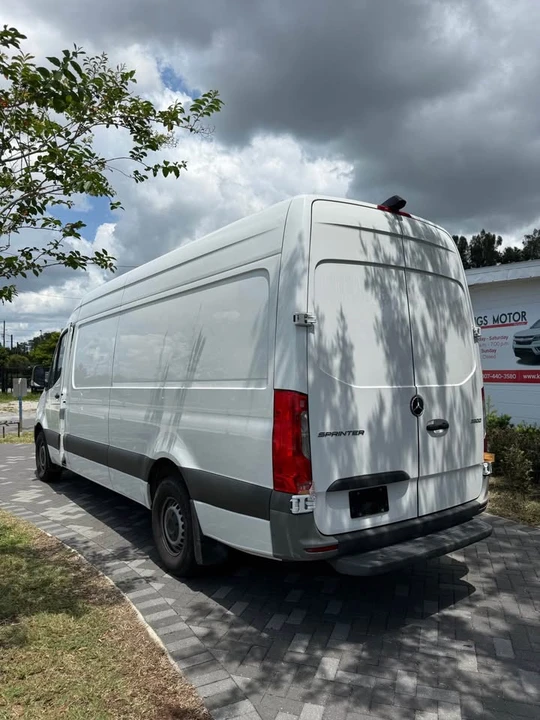 2022 Mercedes-Benz VS30 Sprinter - Image 4 of 8