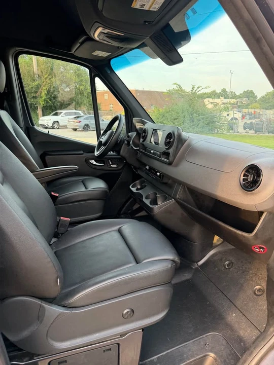 2022 Mercedes-Benz VS30 Sprinter - Image 6 of 10