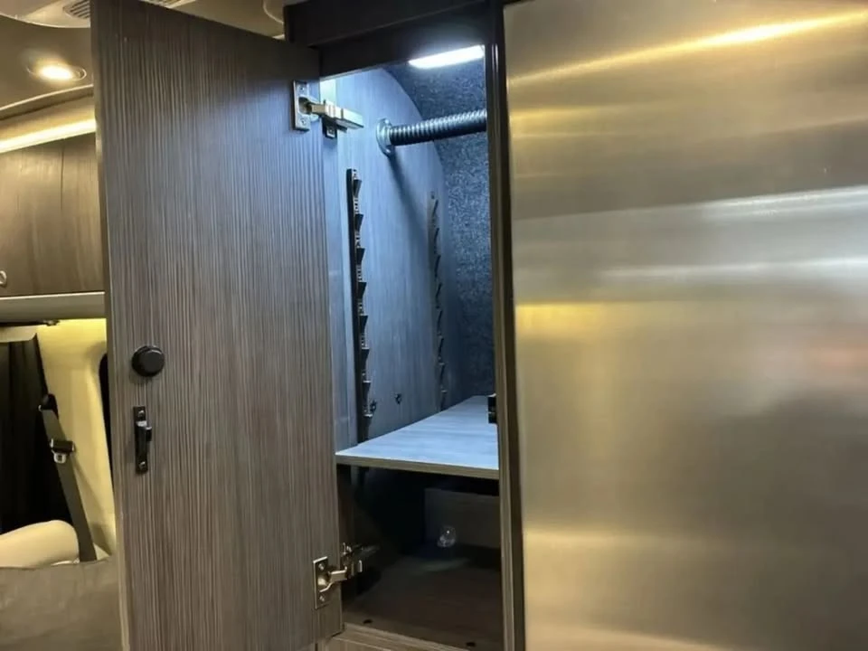2022 Mercedes-Benz VS30 Sprinter - Image 5 of 11