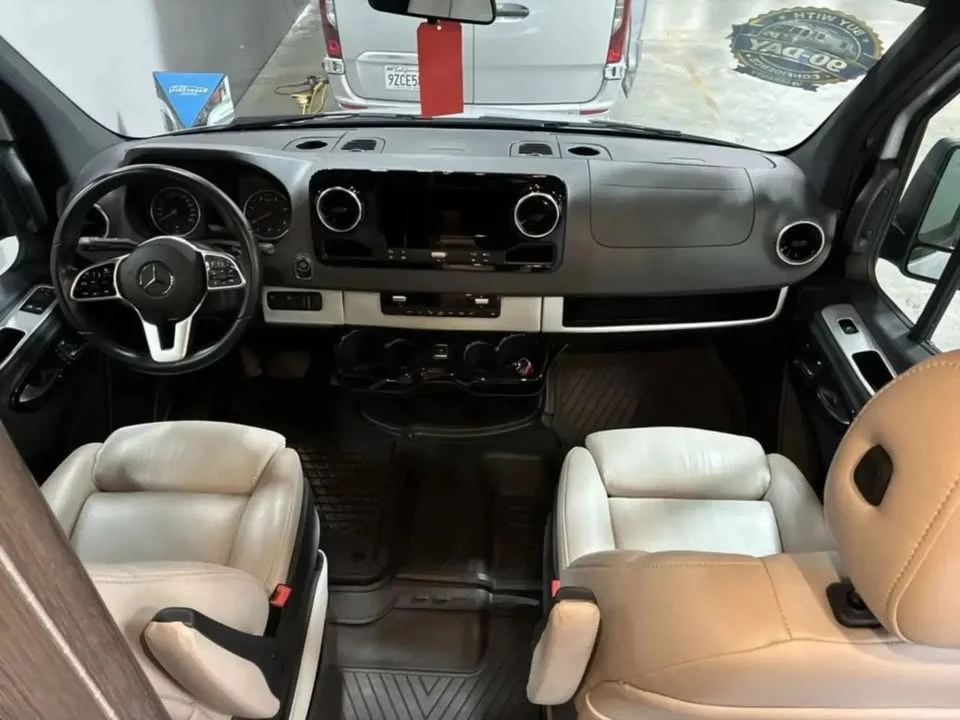 2022 Mercedes-Benz VS30 Sprinter - Image 4 of 11