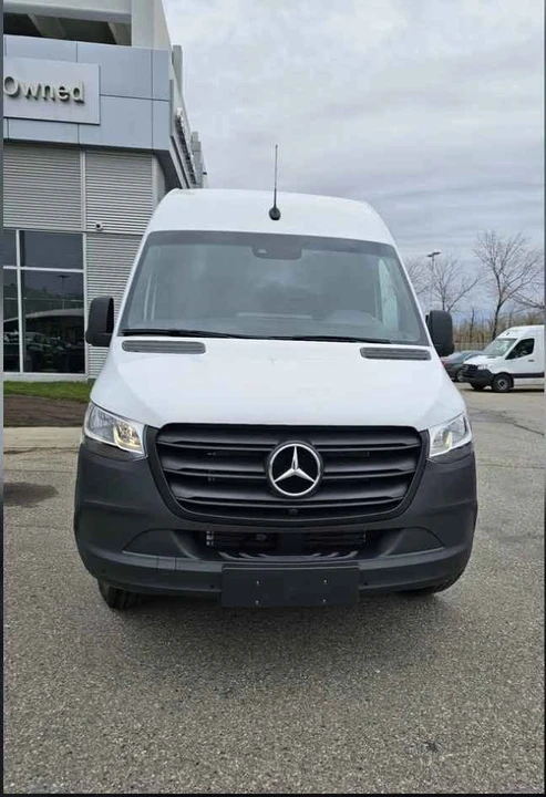 2022 Mercedes-Benz VS30 Sprinter - Image 3 of 13