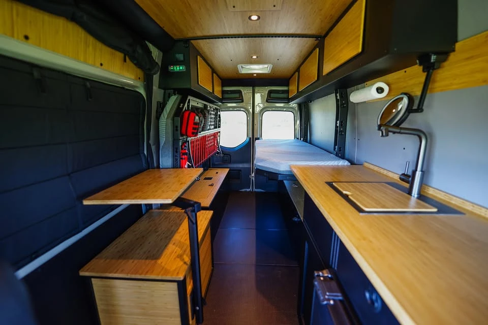 2022 Mercedes-Benz VS30 Sprinter - Image 2 of 20