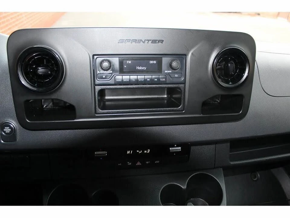 2022 Mercedes-Benz VS30 Sprinter - Image 12 of 20
