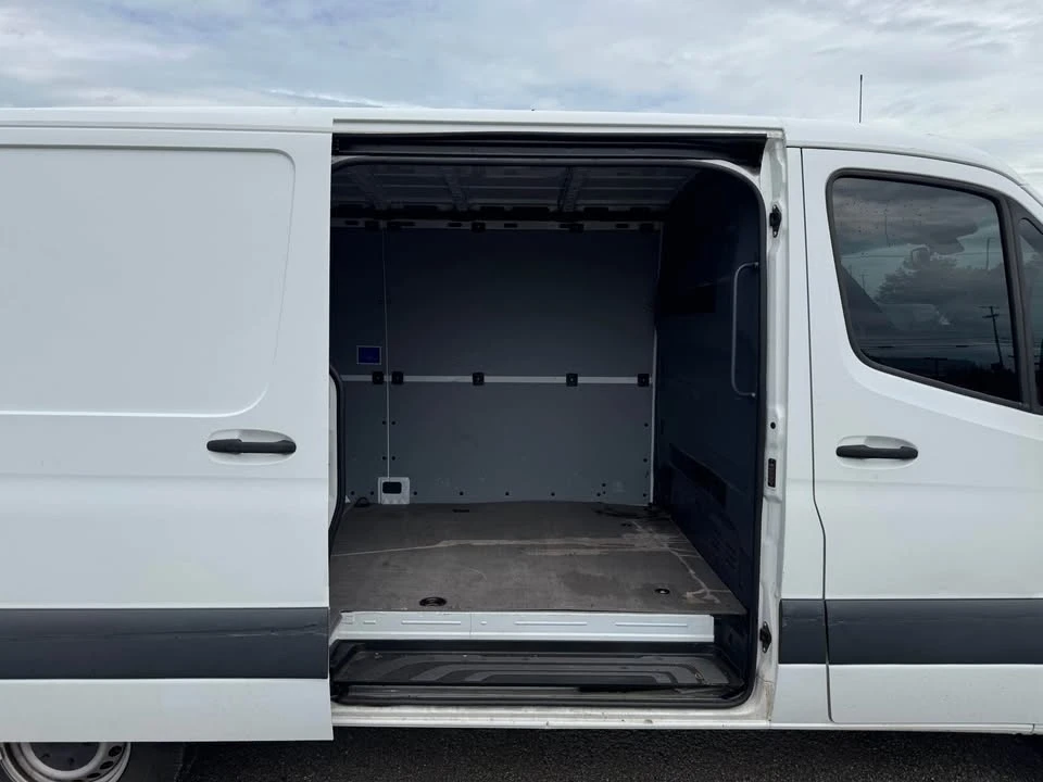 2022 Mercedes-Benz VS30 Sprinter - Image 10 of 14