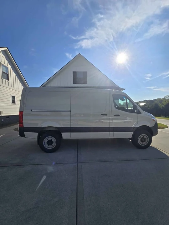 2022 Mercedes-Benz VS30 Sprinter - Image 8 of 19