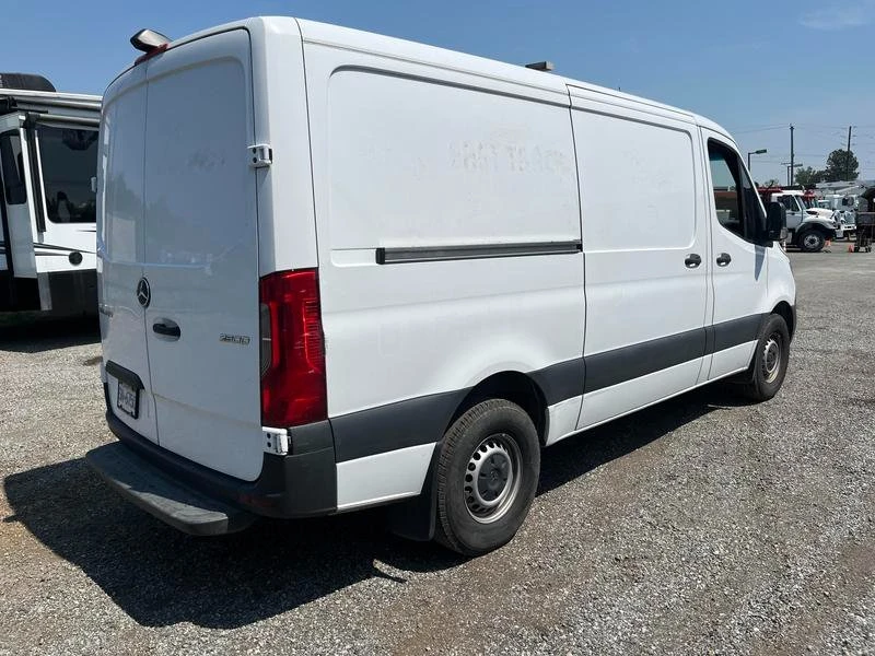 2022 Mercedes-Benz VS30 Sprinter - Image 4 of 20