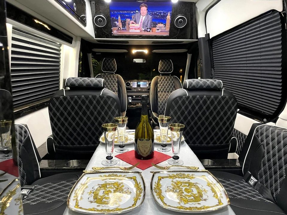 2022 Mercedes-Benz VS30 Sprinter - Image 8 of 12