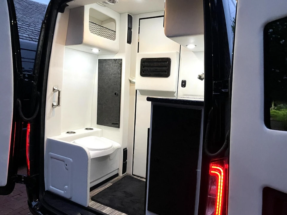2022 Mercedes-Benz VS30 Sprinter - Image 11 of 12