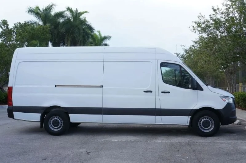 2022 Mercedes-Benz VS30 Sprinter - Image 8 of 20