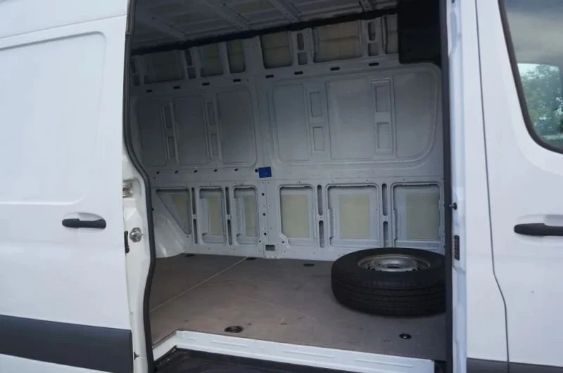 2022 Mercedes-Benz VS30 Sprinter - Image 10 of 20