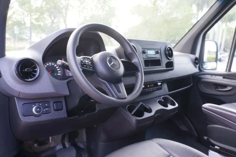2022 Mercedes-Benz VS30 Sprinter - Image 14 of 20