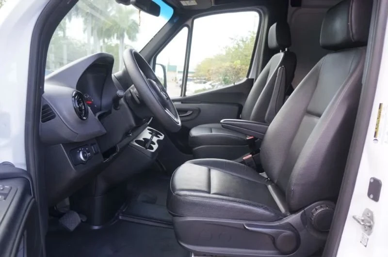 2022 Mercedes-Benz VS30 Sprinter - Image 15 of 20