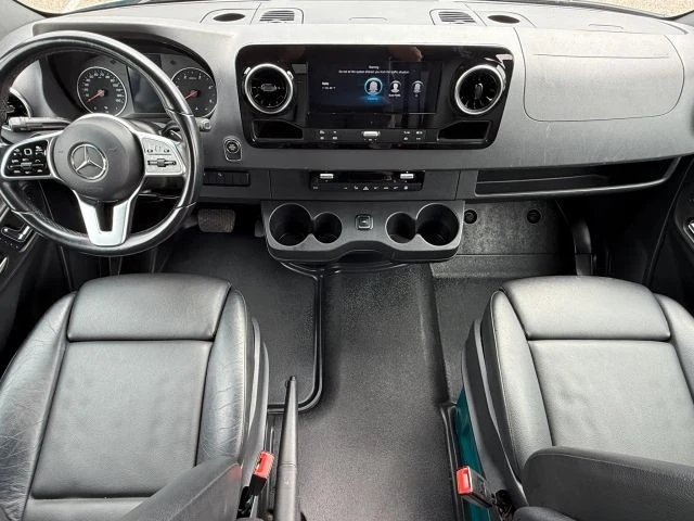 2022 Mercedes-Benz VS30 Sprinter - Image 2 of 21