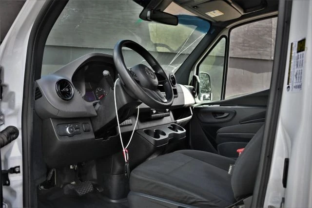 2022 Mercedes-Benz VS30 Sprinter - Image 16 of 20