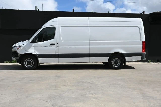 2022 Mercedes-Benz VS30 Sprinter - Image 7 of 20