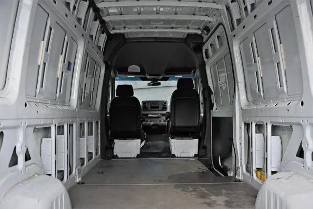 2022 Mercedes-Benz VS30 Sprinter - Image 10 of 20