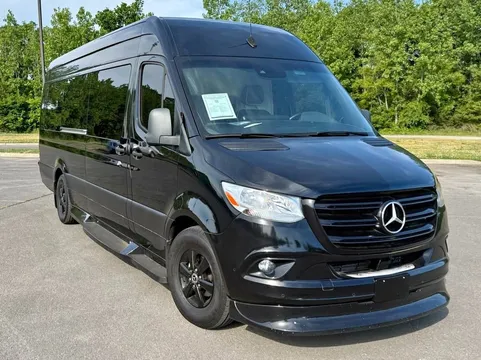 2022 Mercedes-Benz Sprinter 2500 Luxury Conversion Van